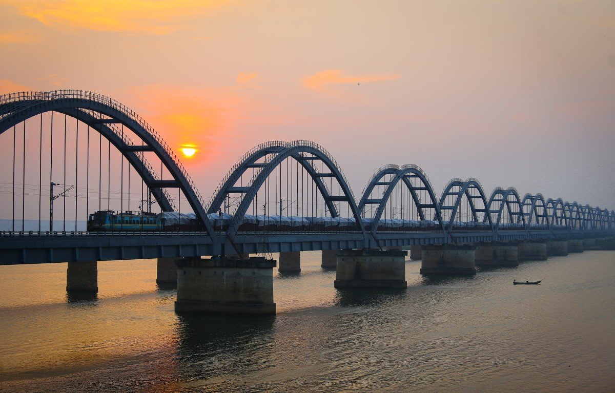 hyderabad to rajahmundry cab